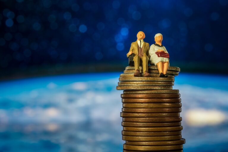 Mutuelle senior : quelles différences avec une mutuelle classique ?